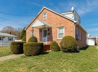 4 McCafferty Pl, Wappingers Falls, NY 12590