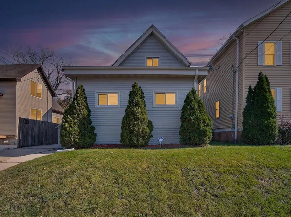 233 Howland AVENUE, Racine, WI 53404