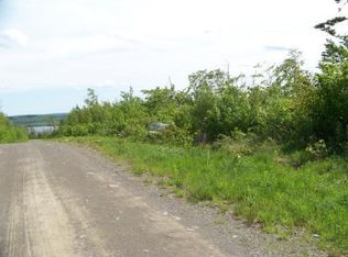 3 Granite Ridge Rd, Island Falls, ME 04747