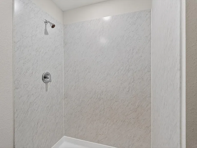 1413 Brook Ln — Photo 21