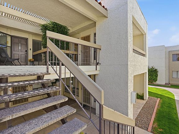 3rd image of 3002 N 70th St Unit 225