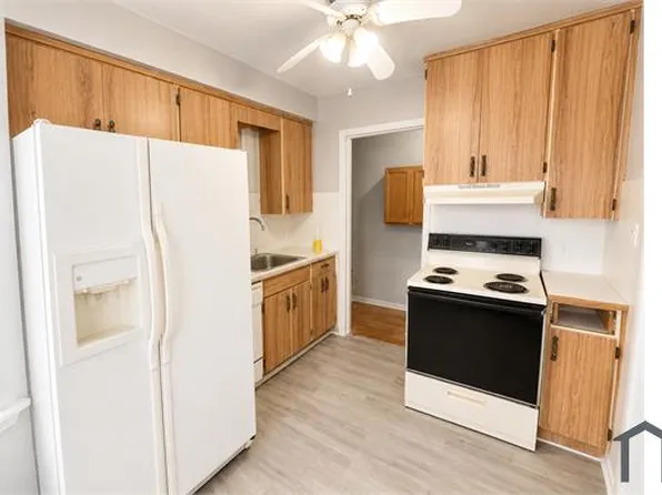 4679 Walwit St, Dearborn, MI 48126