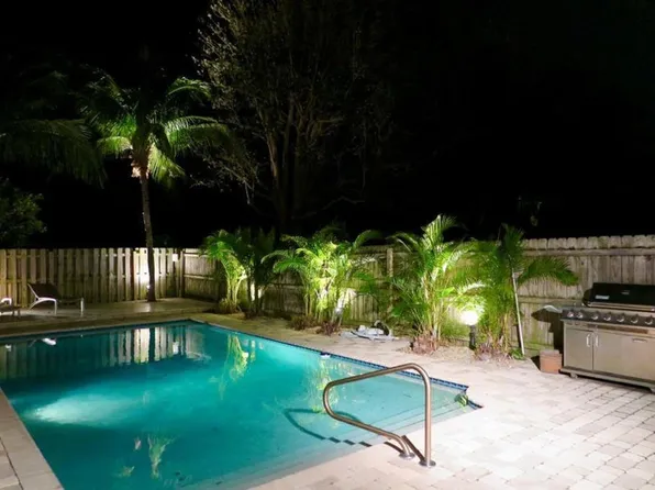 619 NE 7th Ave, Delray Beach, FL 33483