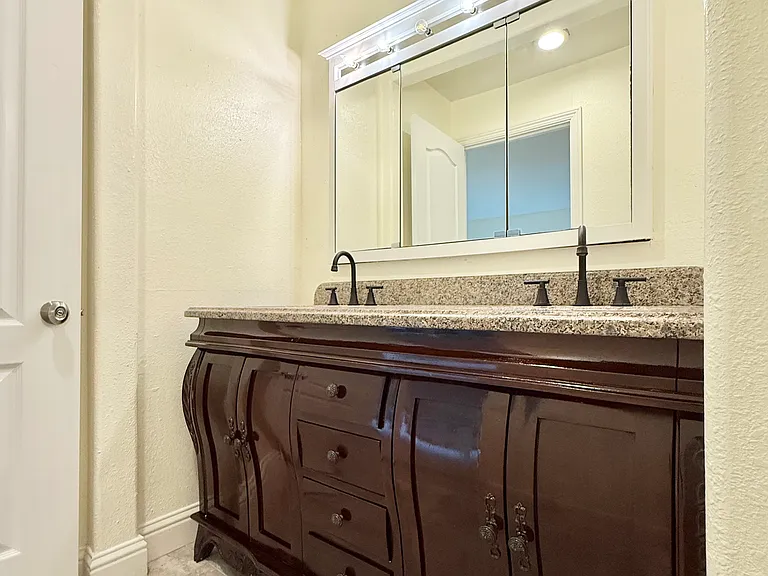 15798 Alta Vista Way — Photo 44