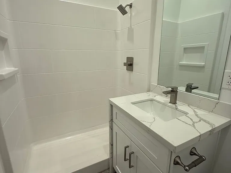 455 Lofts — Photo 28