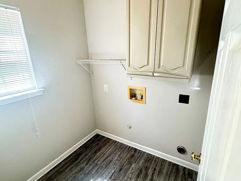 9413 Thatcher Hall Ct — Photo 8