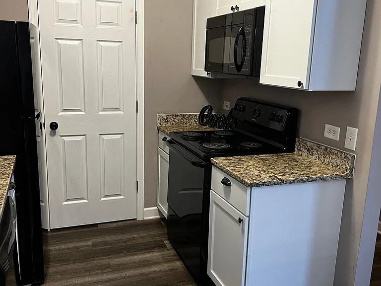1545 W Crystal Rock Ct #3C — Photo 3