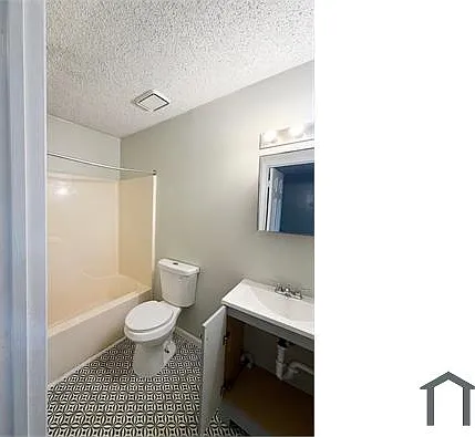 2110 Tuscaloosa St — Photo 3