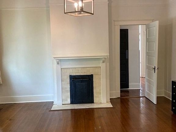 3rd image of 739 Pine St
