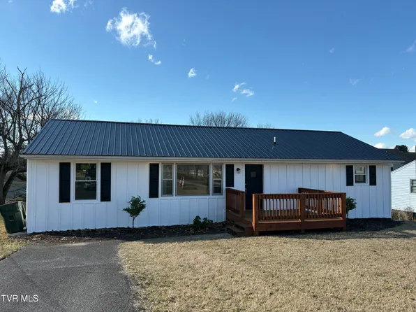 127 Suncrest St, Johnson City, TN 37615