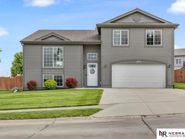 18864 Drexel St, Omaha, NE 68135