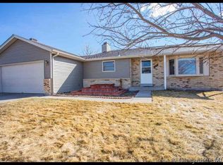 4001 Rangeview Dr, Cheyenne, WY 82001