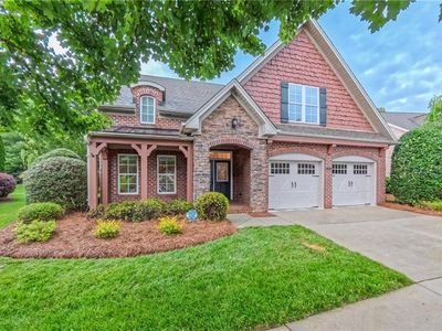 5567 Foxgate Cir, Winston Salem, NC, 27106