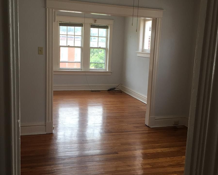 Dining Room (Facing Living Room)