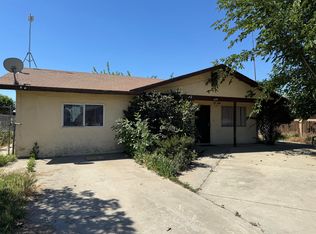 549 W Compton Ave, Pixley, CA