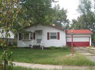 845 Hiawatha Dr, Elkhart, IN 46517
