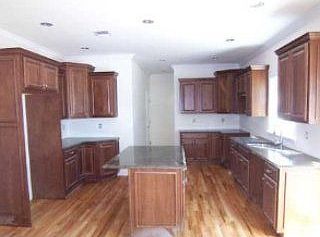 2nd image of 66 Ontario Ave