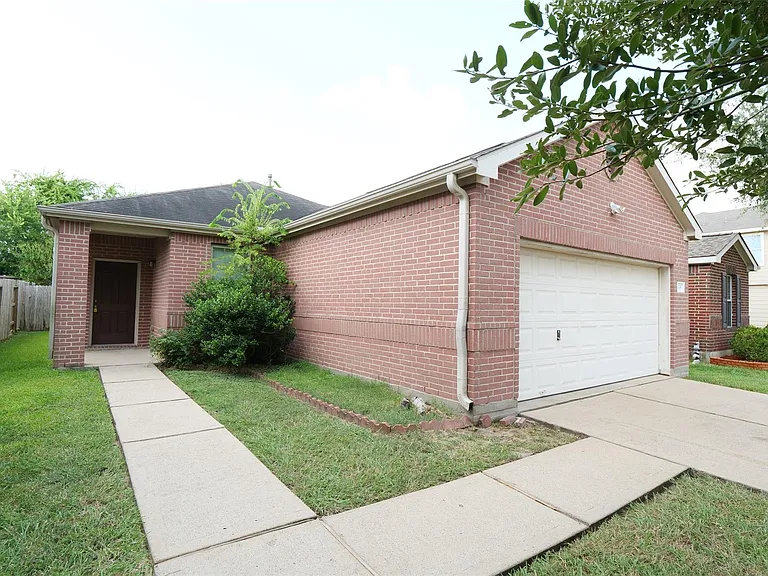 21339 Pine Monte Ridge Ln — Photo 2
