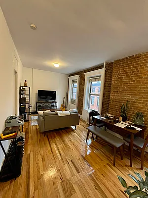 Rented by LJ Sloane Management | media 11