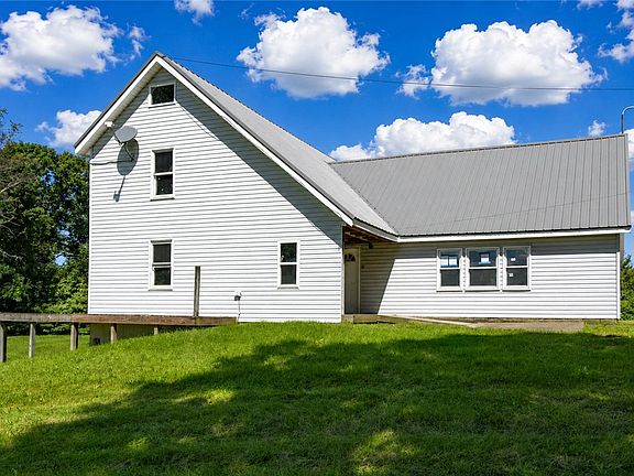 6th image of 890 Campbell Run Rd