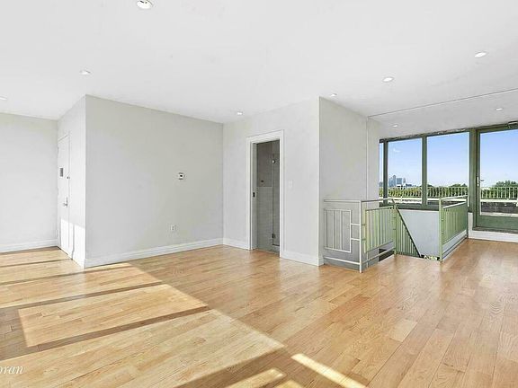 3rd image of 236 N 12th St APT 3