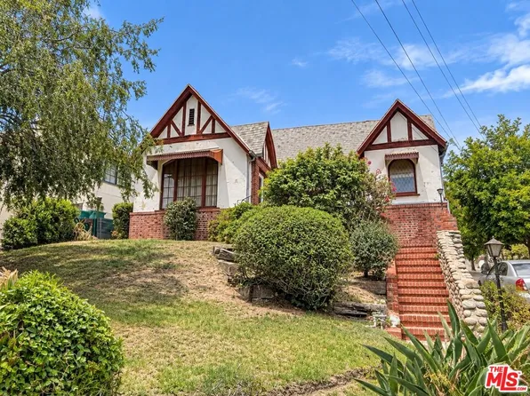 61 W State St, Pasadena, CA 91105