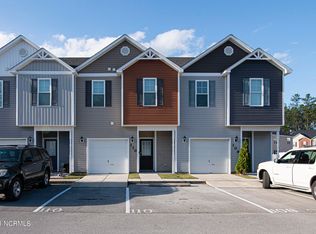 110 Waterstone Ln, Jacksonville, NC 28546