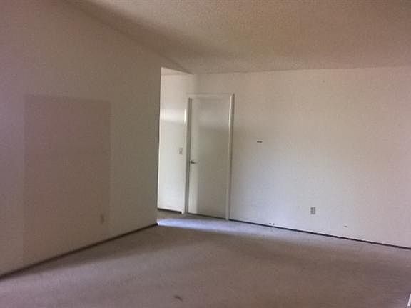 4th image of 3208 Explorer Dr