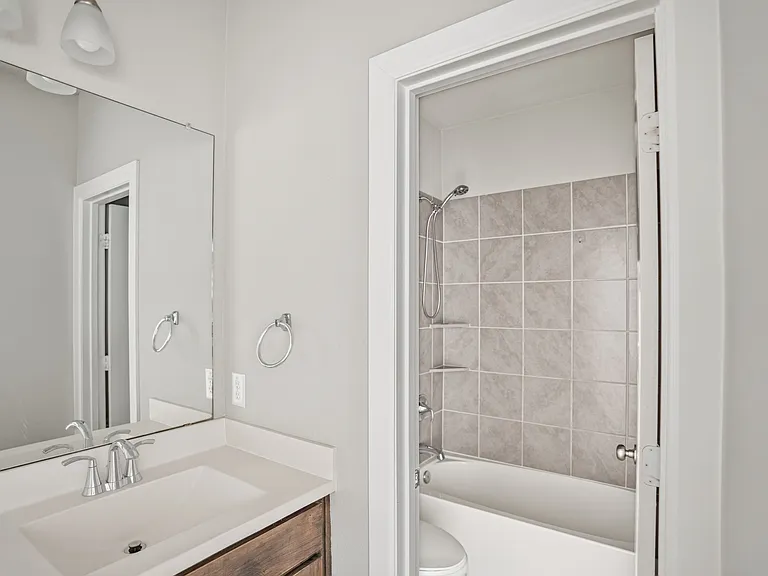 1621 Rose Willow Way — Photo 27