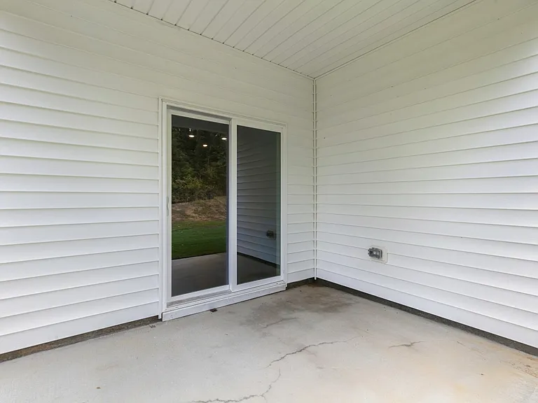 325 Red Brick St — Photo 32