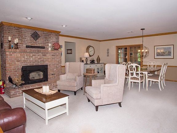 4th image of 2146 Sachs Ave