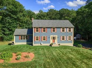 7 Celestial Way, Pepperell, MA 01463