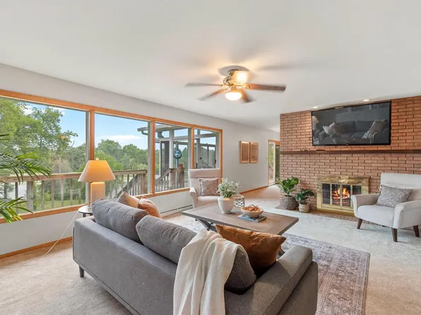 1118 Sunset COURT, Grafton, WI 53024