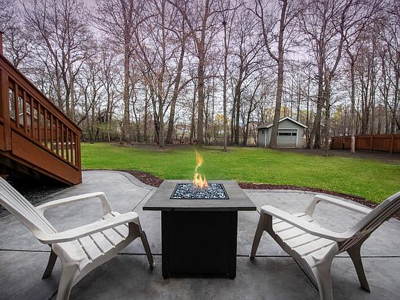 2nd image of 23259 Ivywood St NW