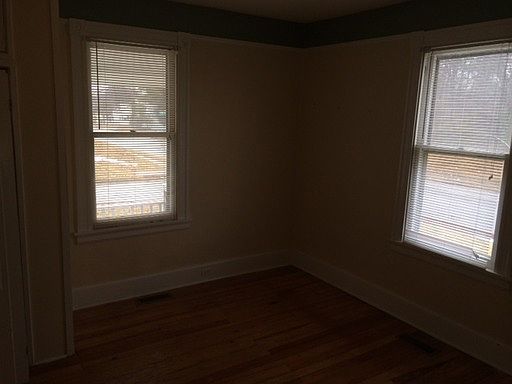 5th image of 2702 Toledo Ave