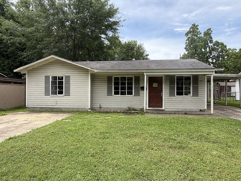 1st image of 2943 Hillcrest Ave