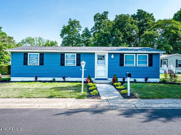413 Harold Court, Freehold, NJ 07728