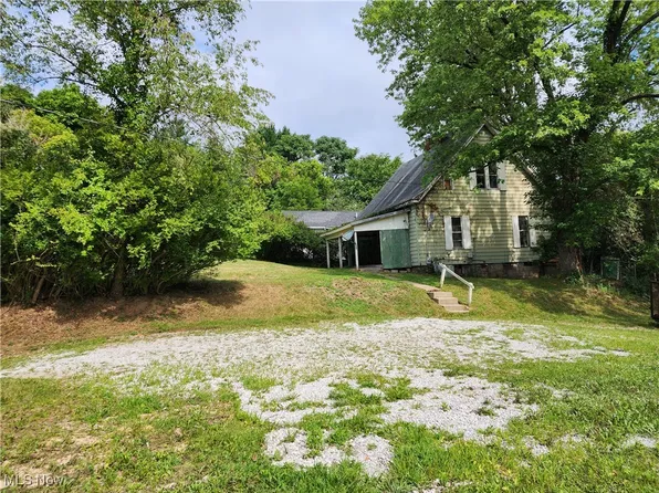 115 Coshocton Ave, Cambridge, OH 43725