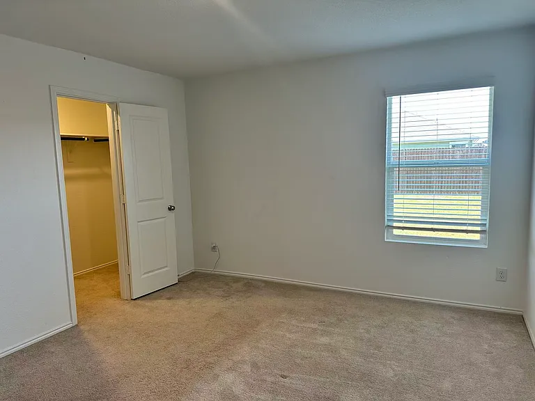 330 Ashbrook Way — Photo 5