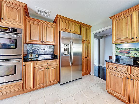 5th image of 6210 Mountain Park Dr