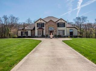 1001 Riverpoint Ct, Powell, OH 43065