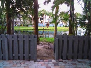 161 SW 3rd St, Pompano Beach, FL 33060