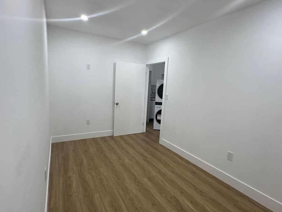 2nd image of 134 Sw Ave #99