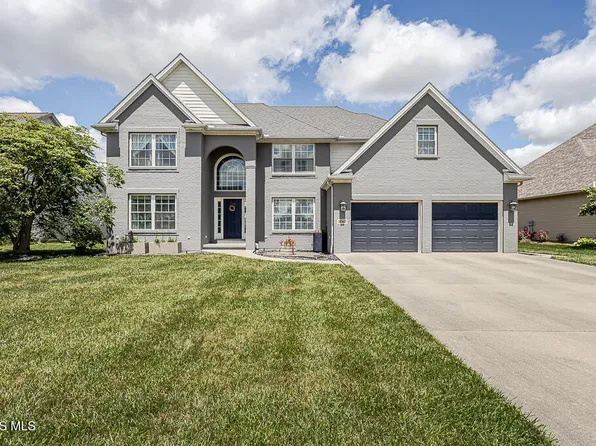 14740 Lake Meadows Dr, Perrysburg, OH 43551