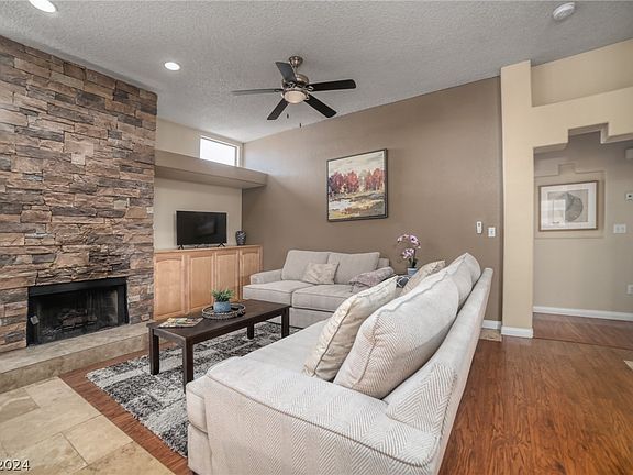 3rd image of 3516 Drescina Way