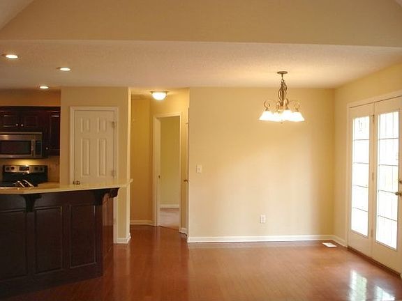 5th image of 7960 Stillwater Cir