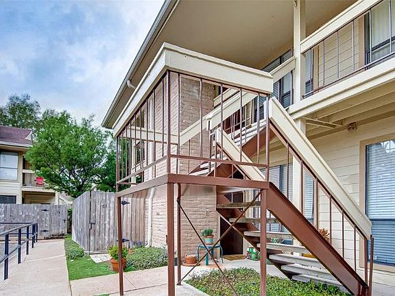 2nd image of 1881 Bering Dr APT 62