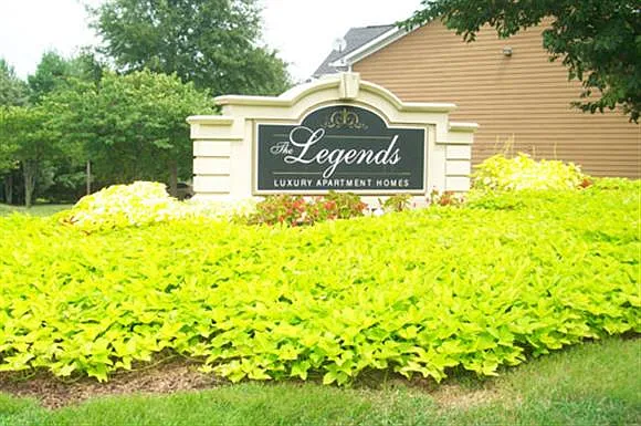 The Legends — Photo 3