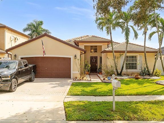 4th image of 3801 SW 147th Ave