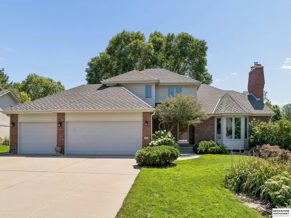 16573 Hascall St, Omaha, NE 68130